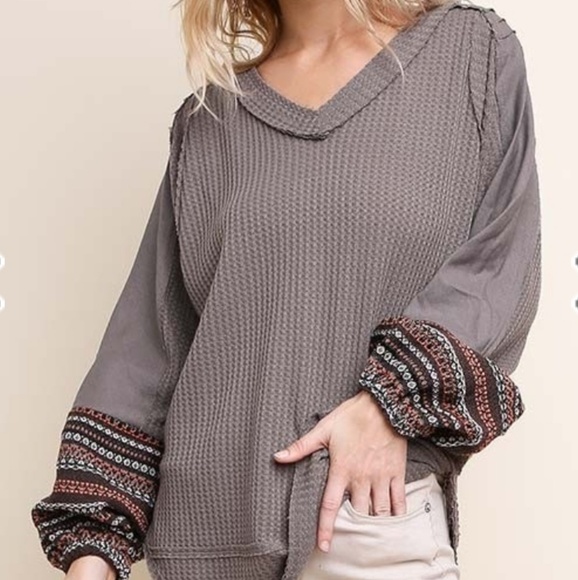 💐CHLOE Waffle Knit Embroidery Top - Picture 3 of 6